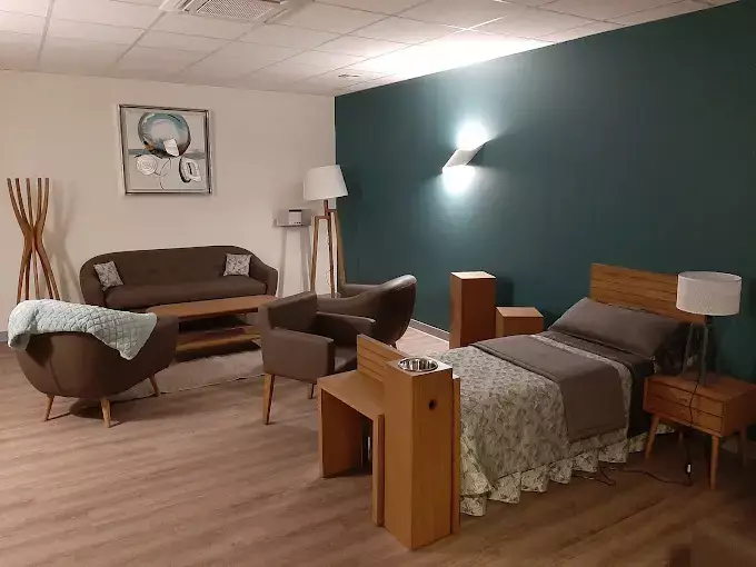 /medias/site/pompes-funebres-laval/agence%20laval%202.webp